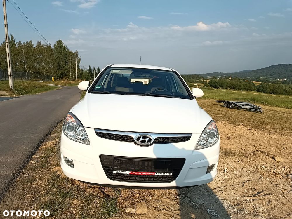 Hyundai i30 2.0 Premium - 12