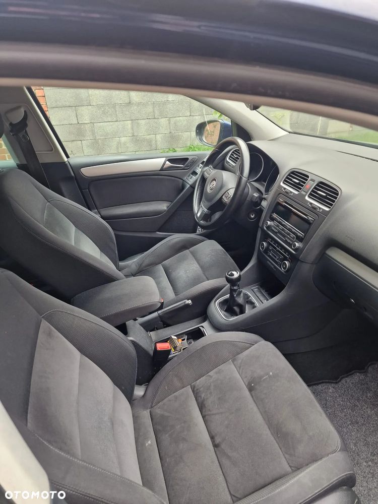 Volkswagen Golf - 18