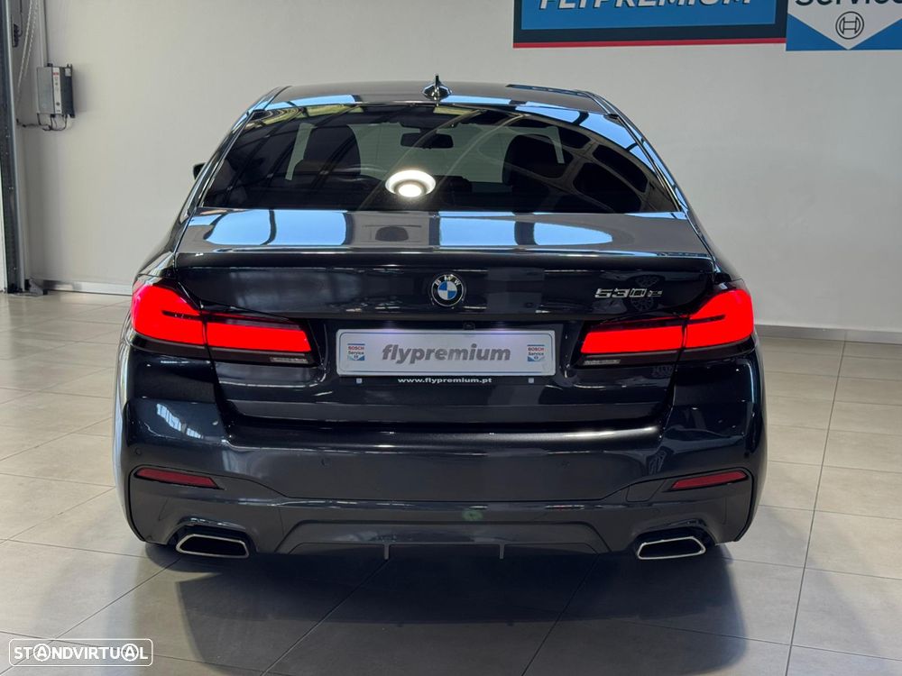 BMW 530 e Pack M - 8