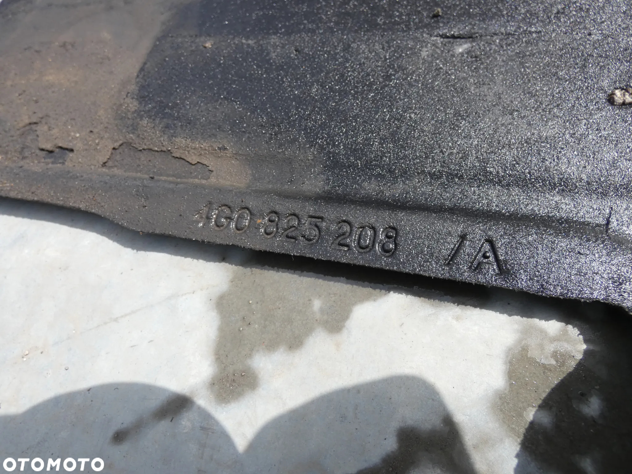 AUDI A6 C7 OSŁONA PRAWA PŁYTA PODWOZIA DOLNA PODŁOGI 4G0825208A D97 - 9