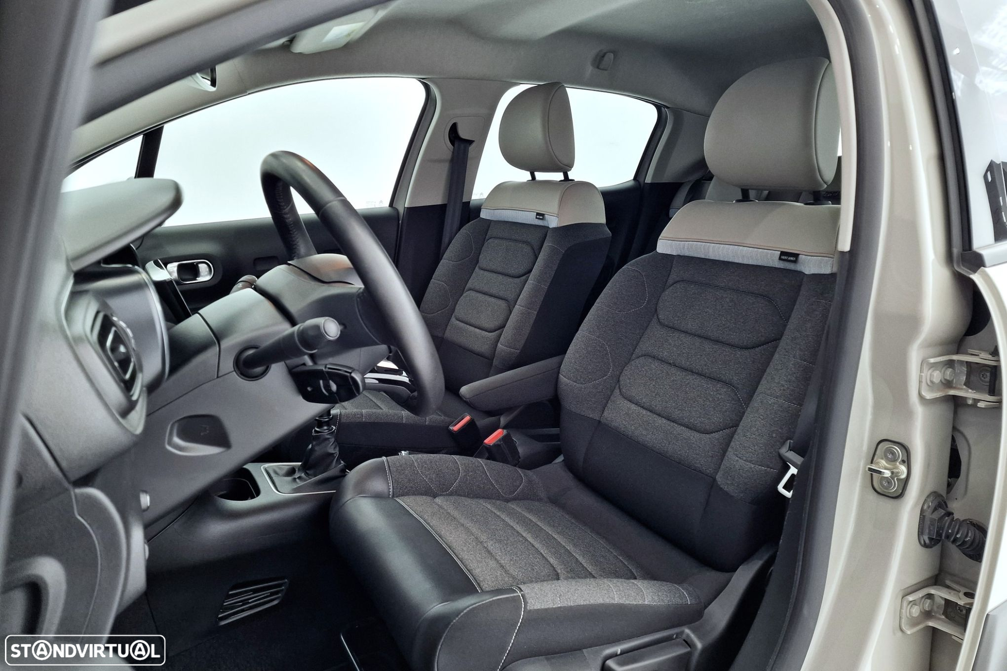 Citroën C3 Pure Tech S&S Saint James - 8