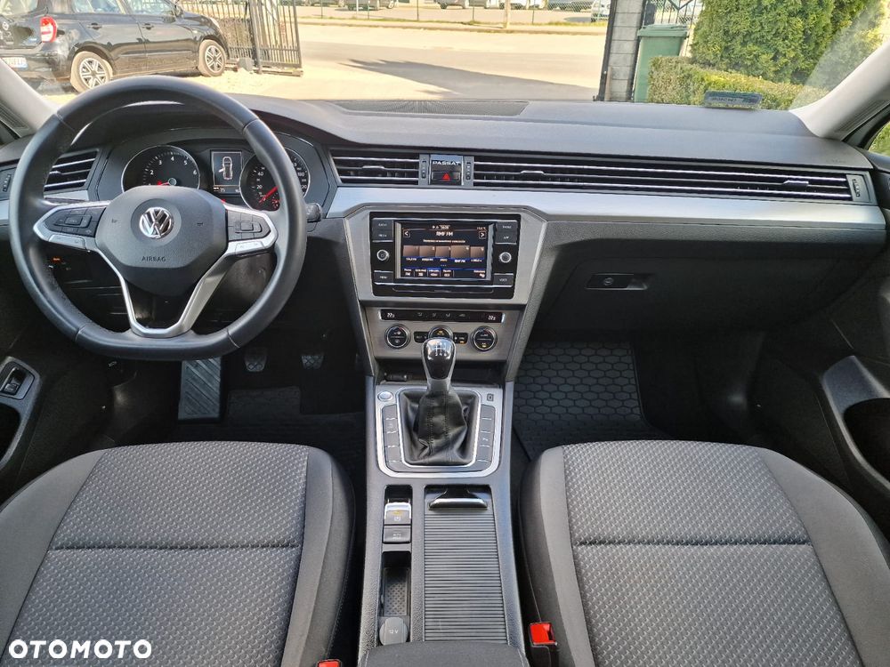 Volkswagen Passat 1.5 TSI EVO Business - 23