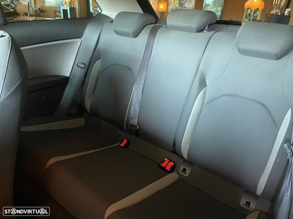 SEAT Leon 1.6 TDI Reference Ecomotive - 9