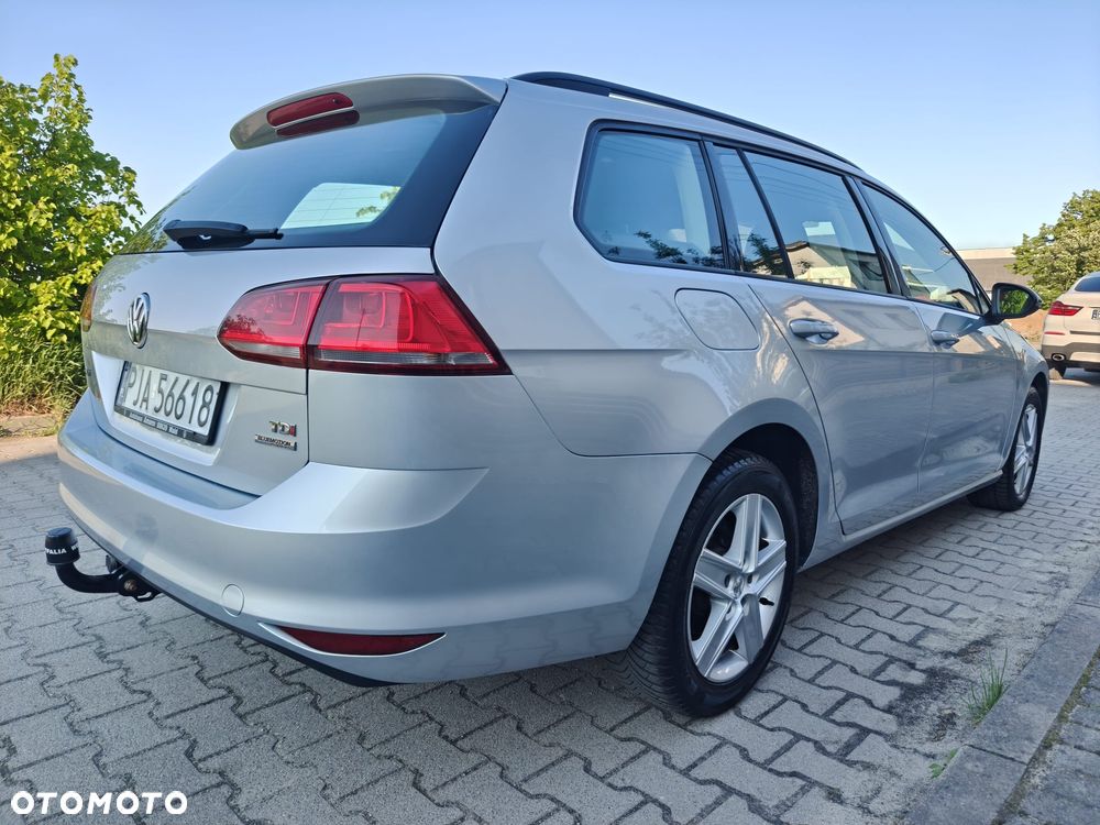 Volkswagen Golf - 2