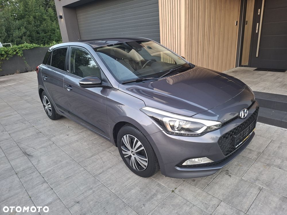Hyundai i20 - 14