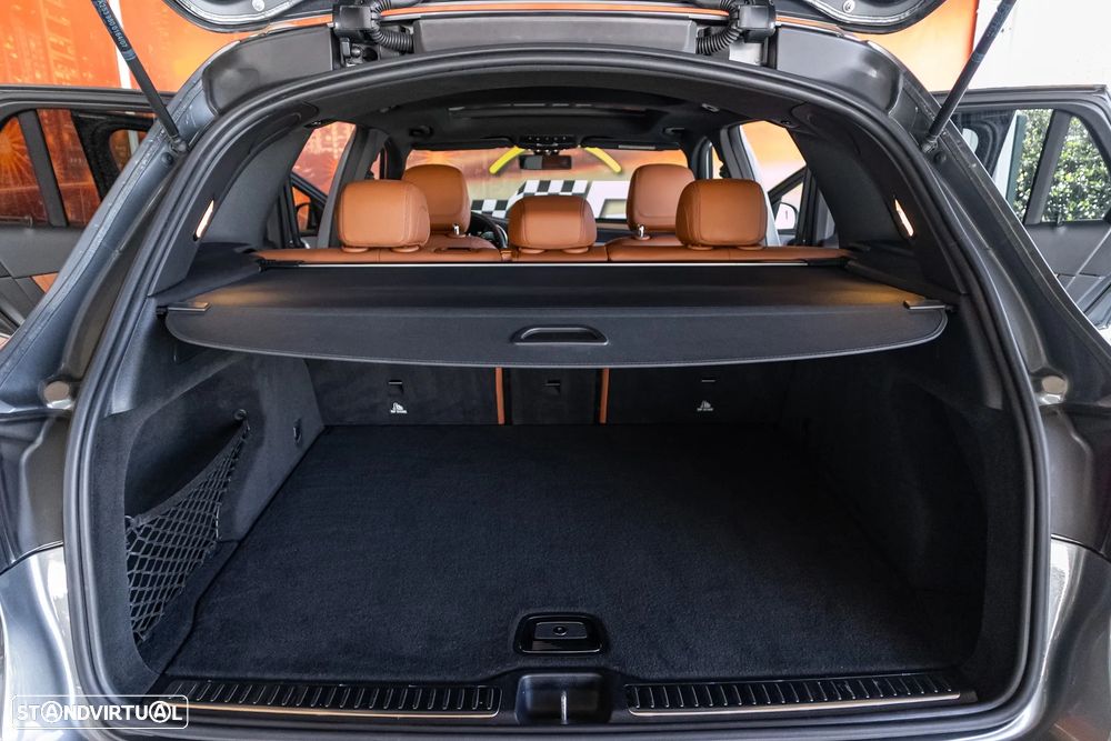 Mercedes-Benz GLC 300 d 4Matic 9G-TRONIC AMG Line - 28