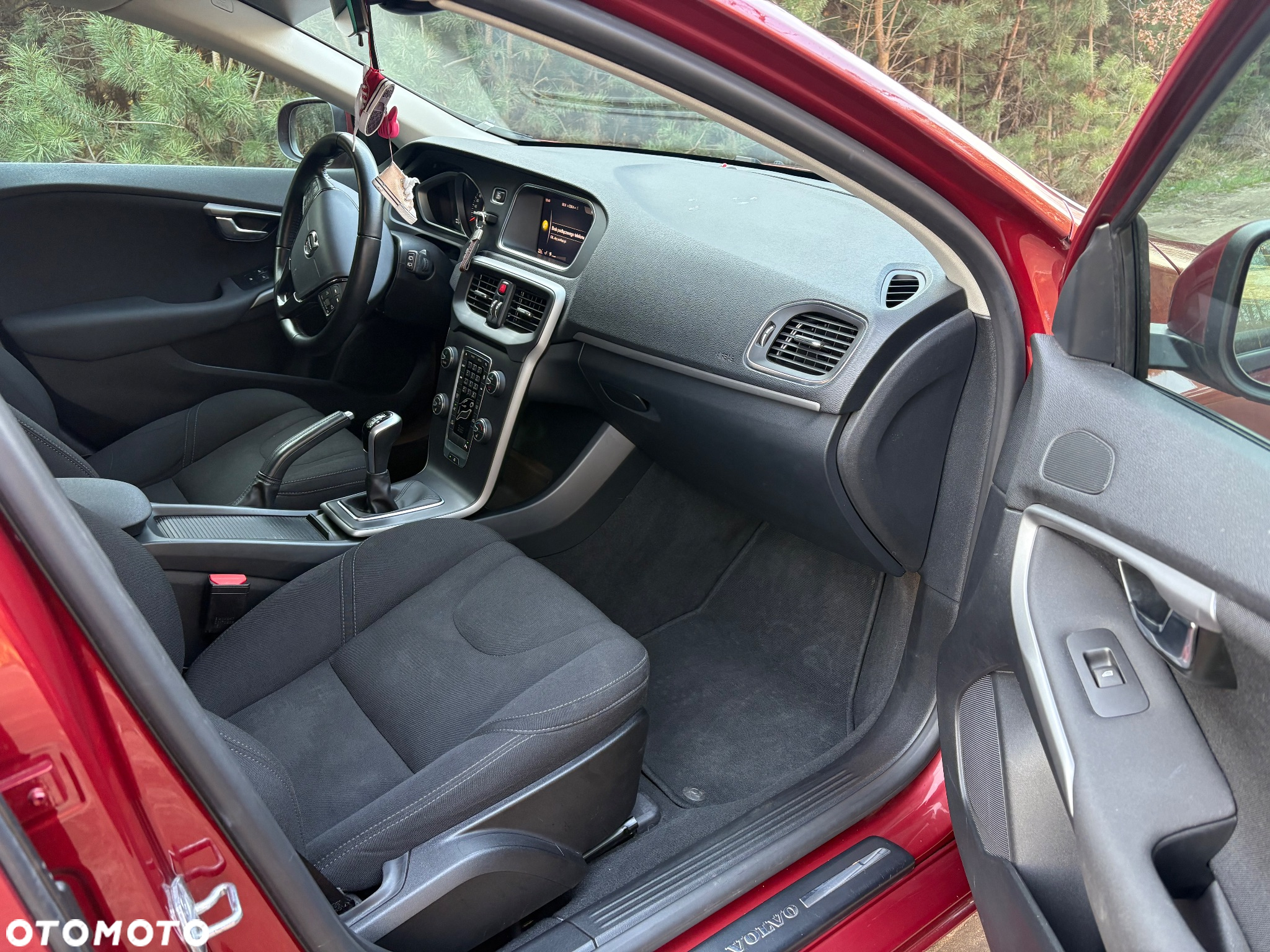 Volvo V40 T2 Drive-E Kinetic - 13