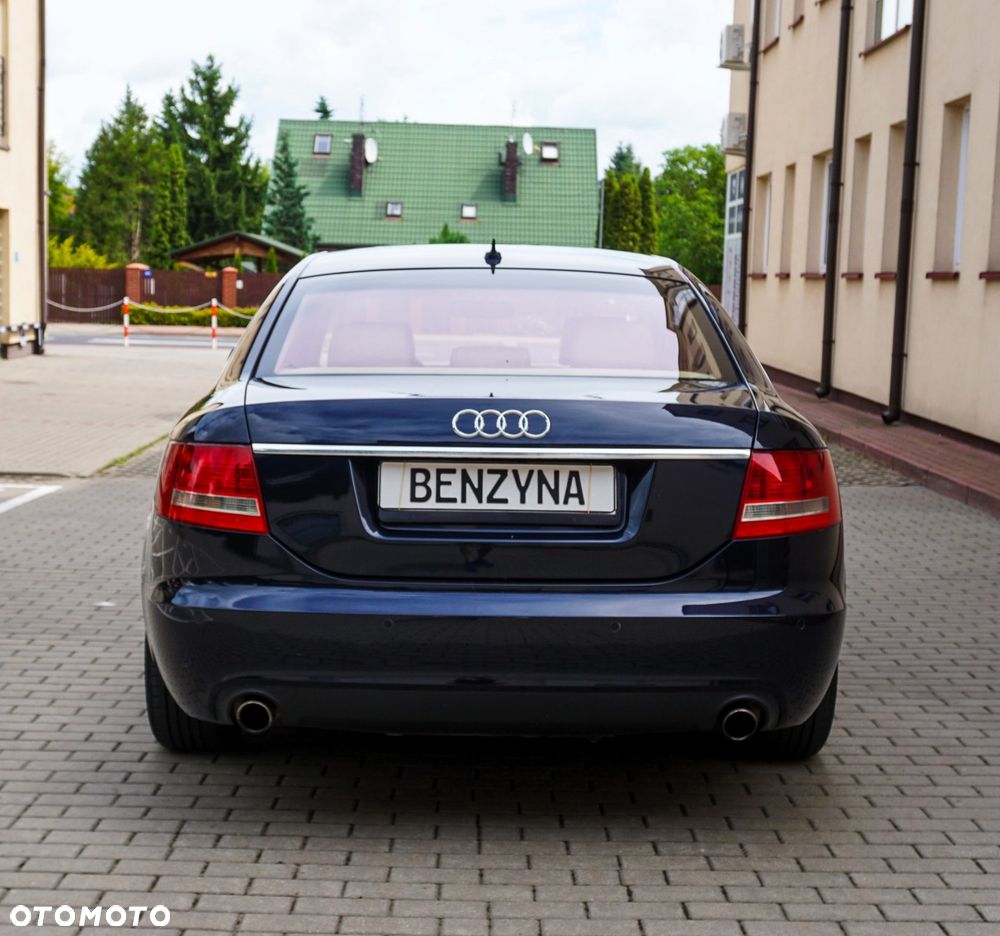 Audi A6 Limousine 2.4 Quattro - 20