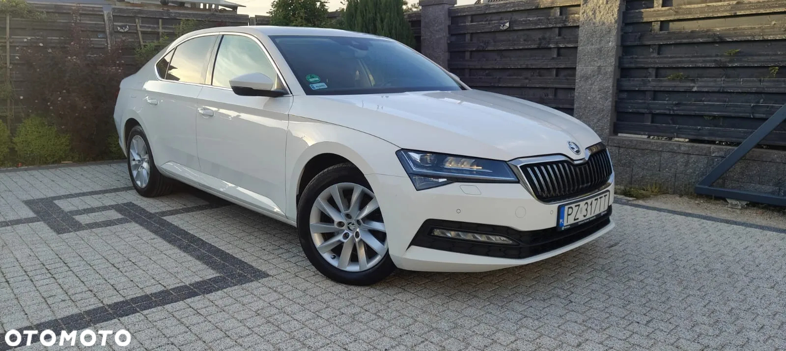 Skoda Superb 2.0 TDI Ambition DSG - 12