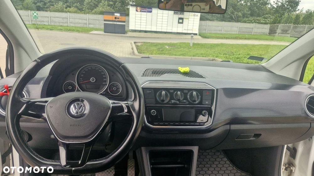 Volkswagen up! - 5