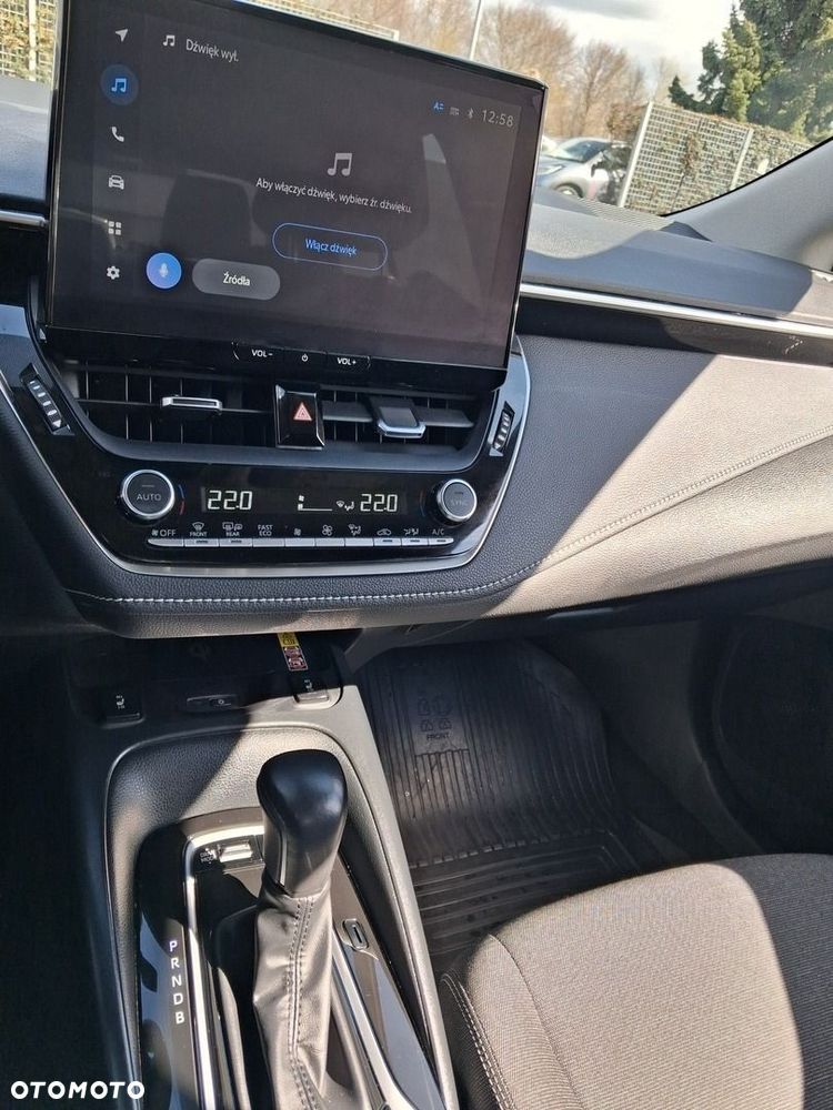 Toyota Corolla 1.8 Hybrid Comfort - 13