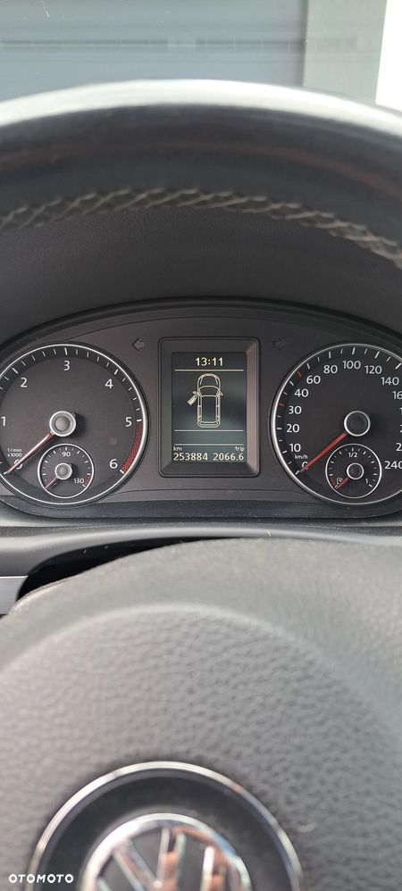 Volkswagen Touran 1.6 TDI DPF DSG STYLE - 9