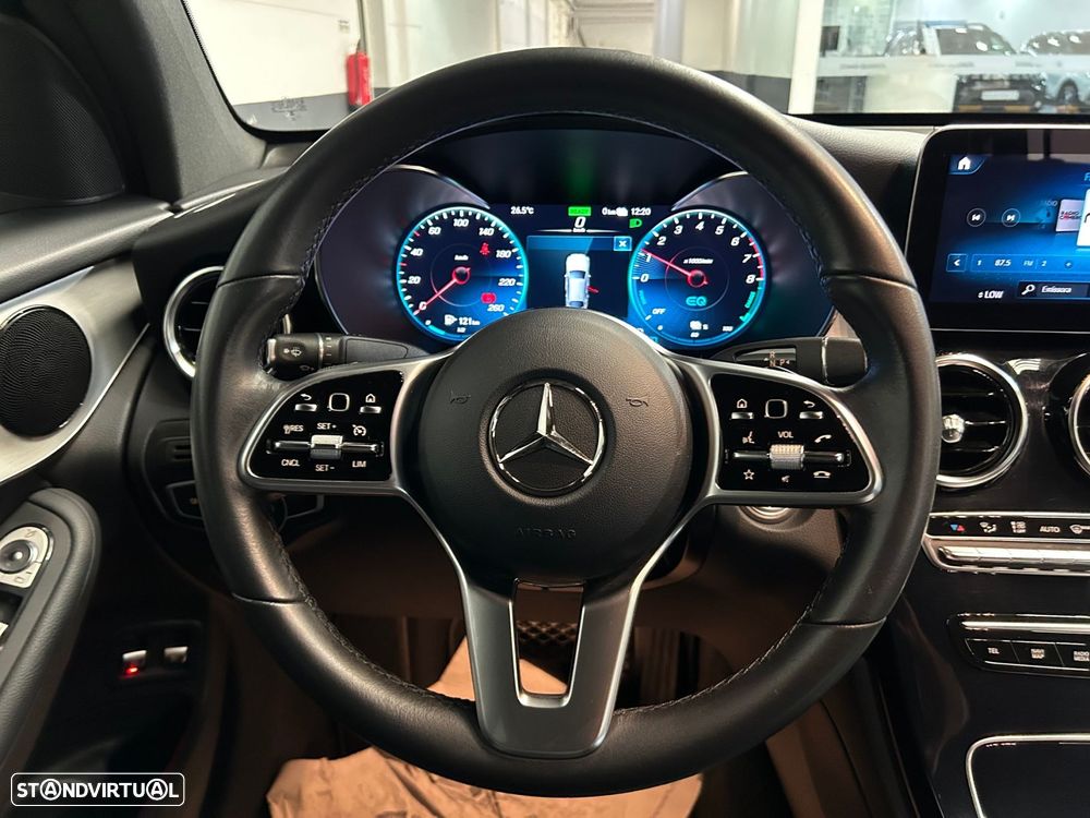 Mercedes-Benz GLC 300 e Coupé 4Matic - 23