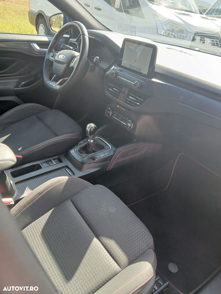 Ford Focus - 6