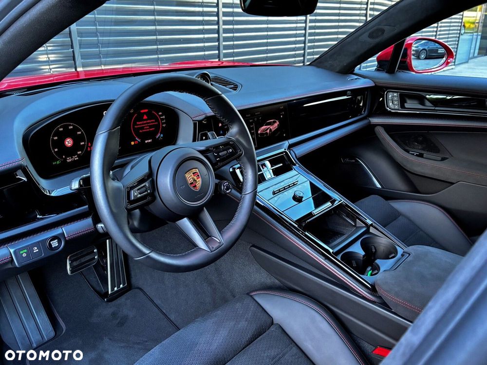 Porsche Panamera GTS - 27