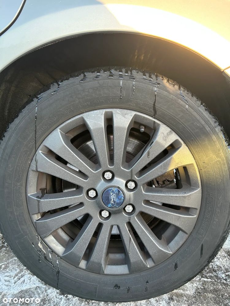 Ford Mondeo 2.0 TDCi Ghia - 5