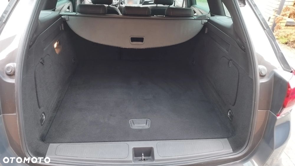 Opel Astra 1.4 Turbo Edition - 21