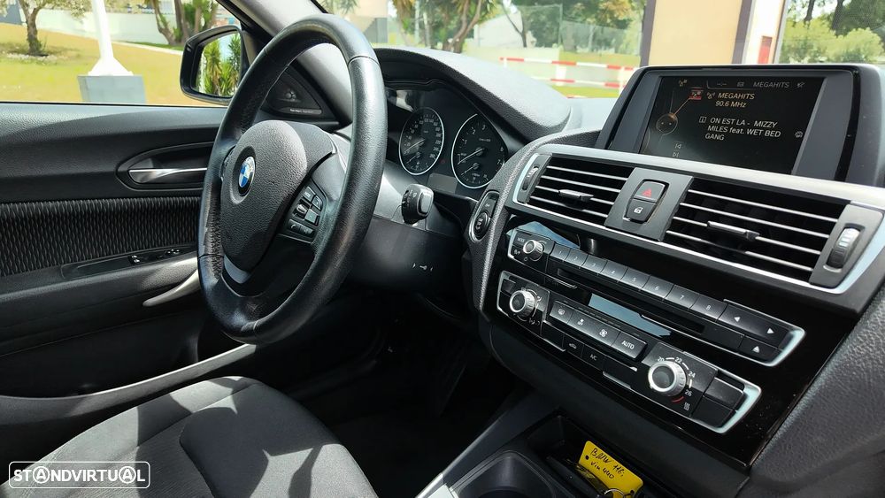 BMW 116 i - 24
