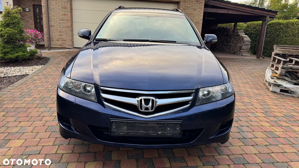 Honda Accord 2.2d Executive Nav - 3