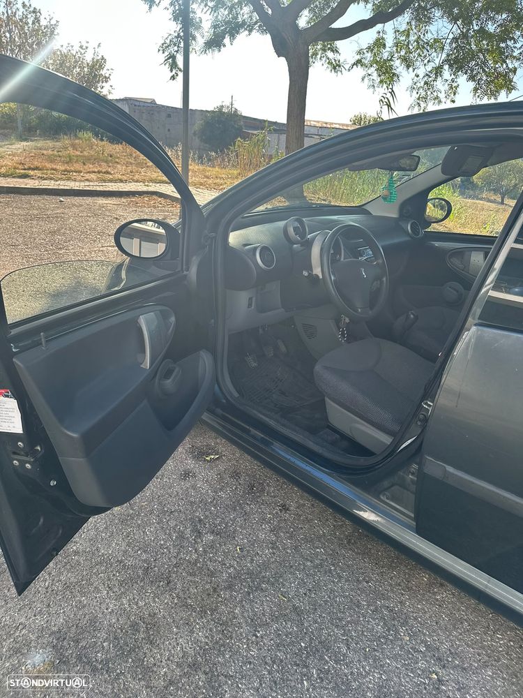 Peugeot 107 1.0 Urban - 11