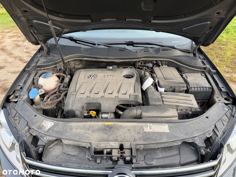 Volkswagen Passat 2.0 TDI Comfortline - 15