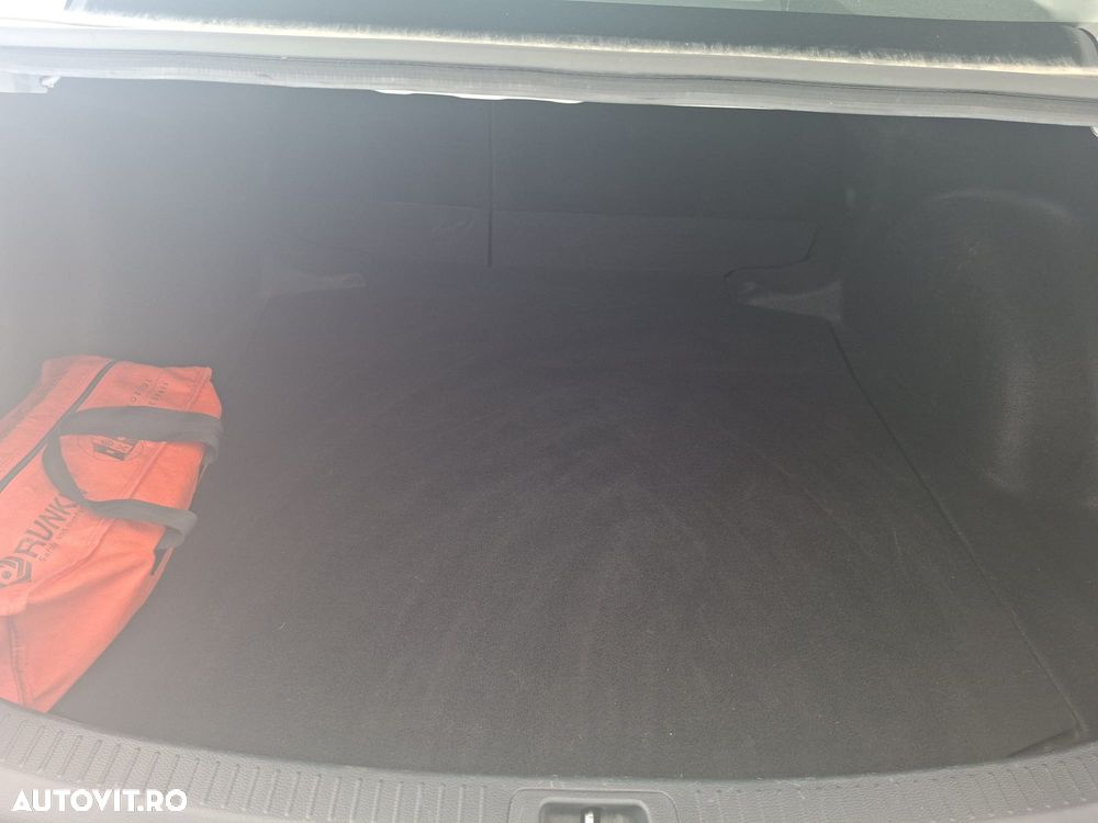 Toyota Corolla Sedan 1.5 TNGA MT Eco - 10