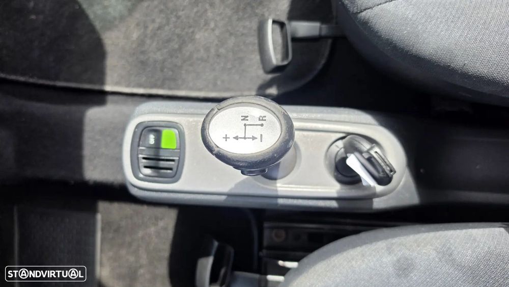 Smart ForTwo Coupé 1.0 mhd Pure 61 - 11