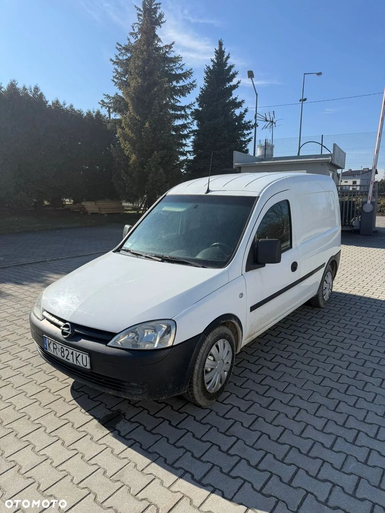 Opel Combo - 1