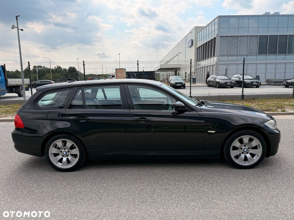 BMW Seria 3 318d DPF Edition Sport - 8