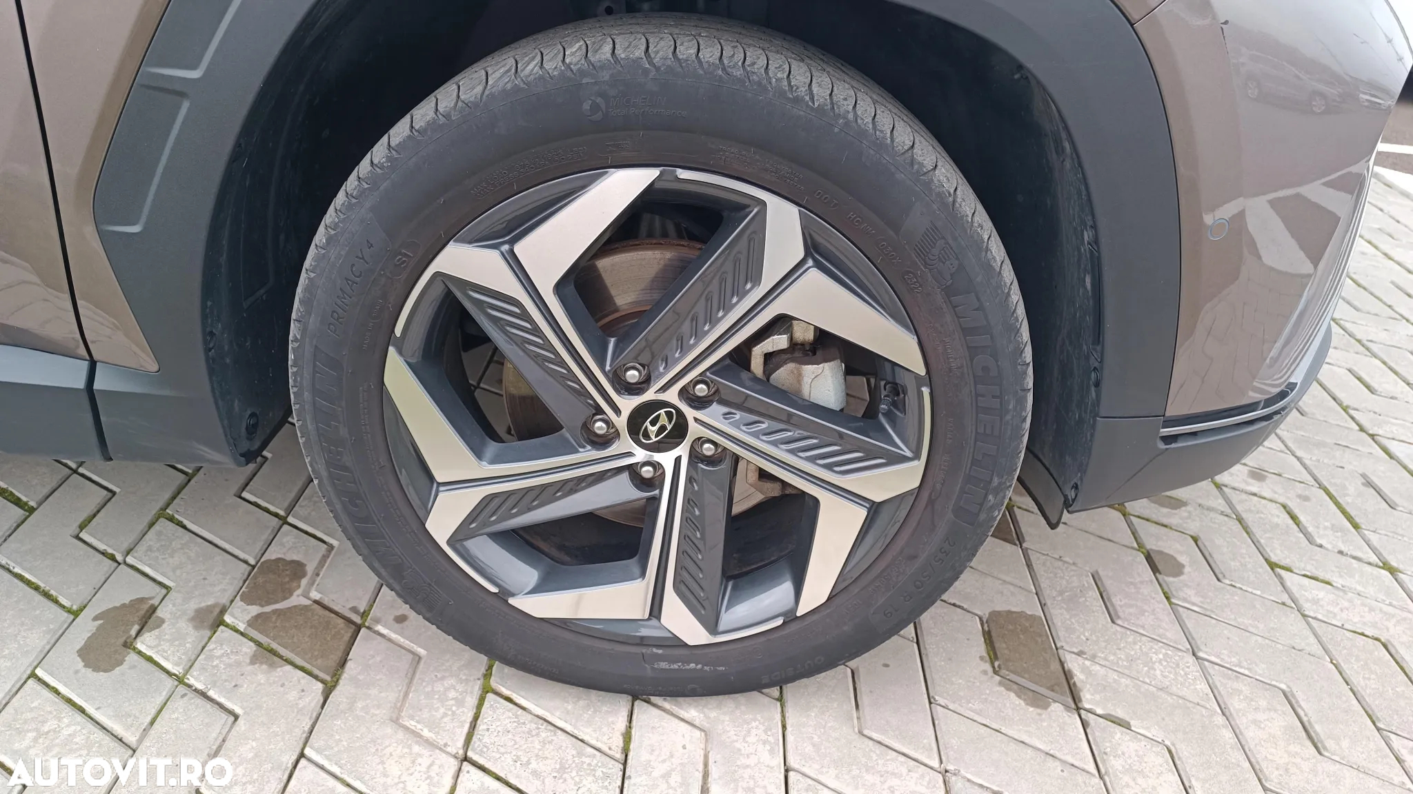 Hyundai Tucson PHEV 1.6 l 265 CP 4WD 6AT Luxury - 4