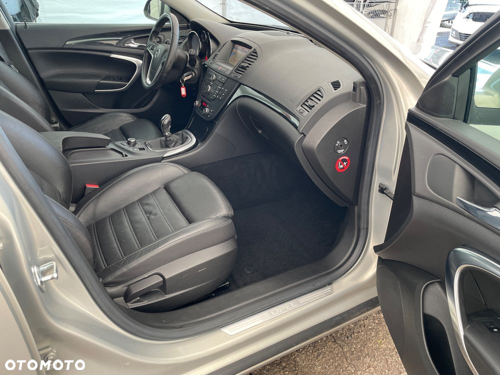 Opel Insignia 1.6 Turbo - 17