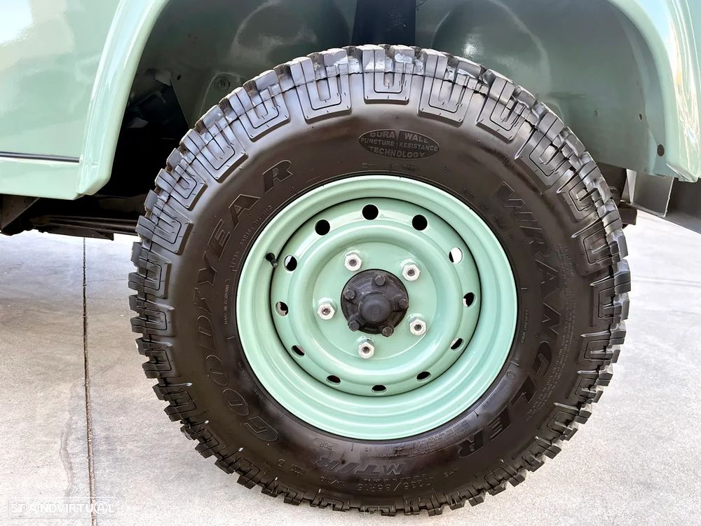 Land Rover Defender 90 2.5 TDi Metal Top - 46