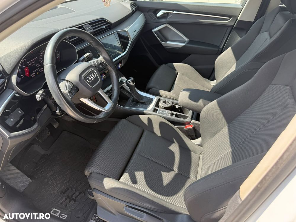 Audi Q3 1.5 35 TFSI S tronic MHEV Basic - 10