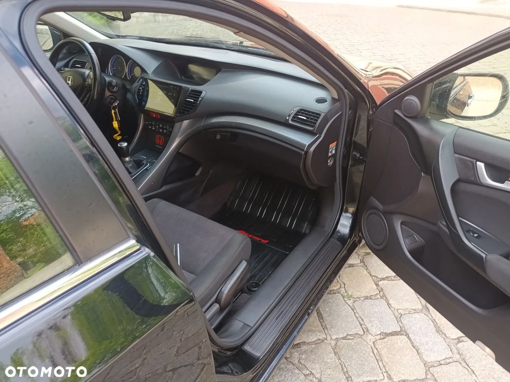 Honda Accord 2.0 Elegance 50 Jahre Edition - 20