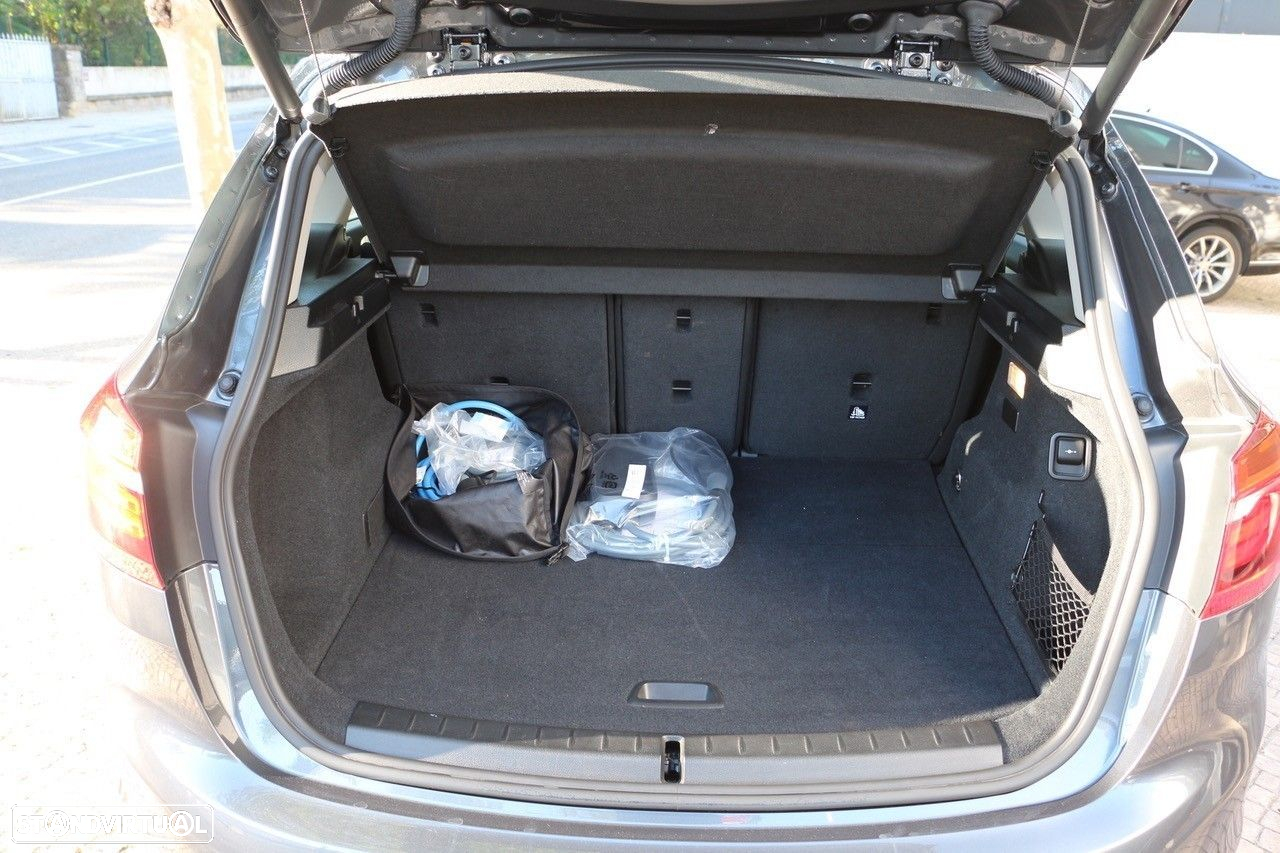 BMW 225xe Active Tourer Advantage - 31