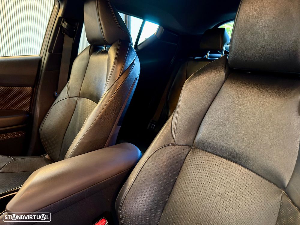 Toyota C-HR 1.8 Hybrid Exclusive+P.Luxury - 11