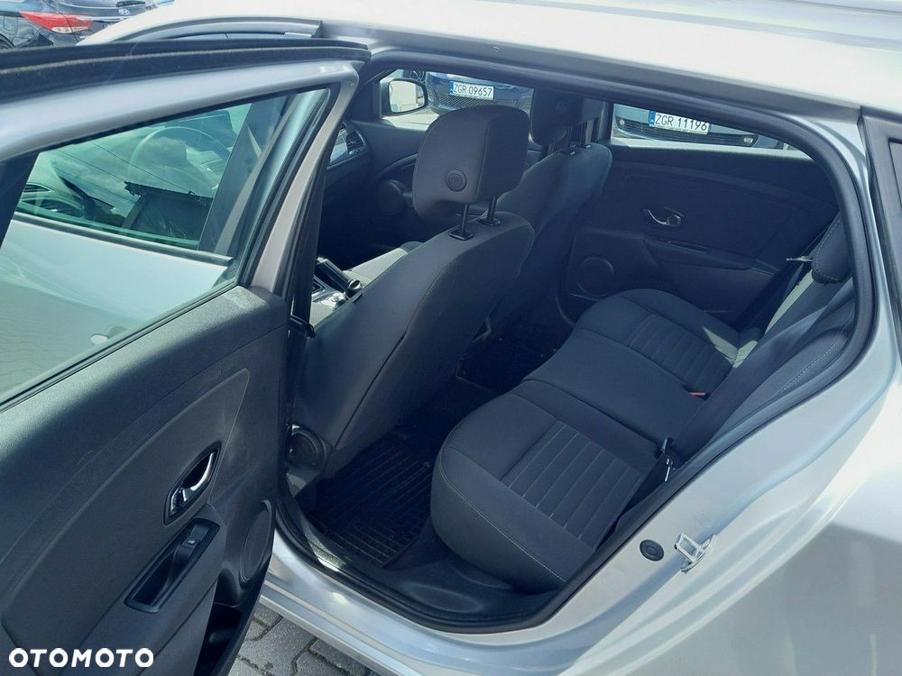 Renault Megane 1.5 dCi Limited - 14