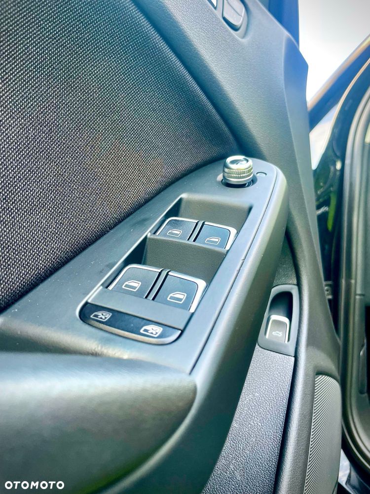 Audi A4 Avant 2.0 TDI clean diesel Multitronic - 13