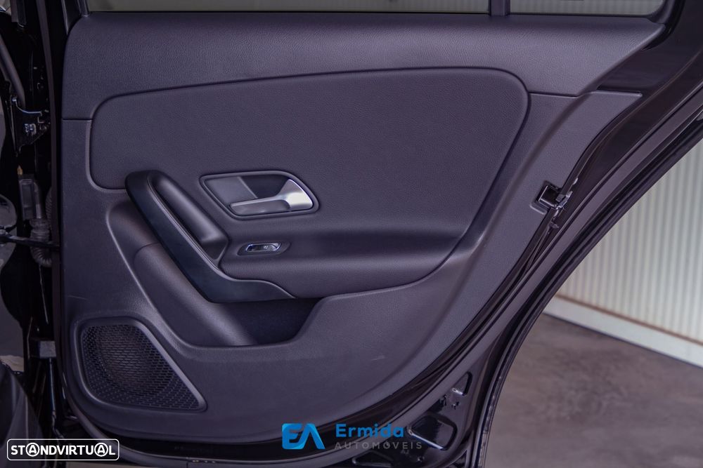 Mercedes-Benz A 250 - 33