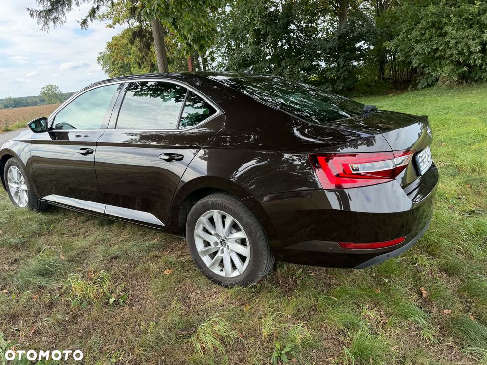 Skoda Superb 1.4 TSI ACT Active DSG - 9