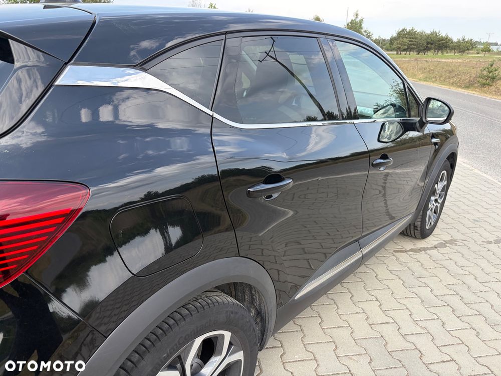 Renault Captur TCe Mild Hybrid 160 EDC EVOLUTION - 12