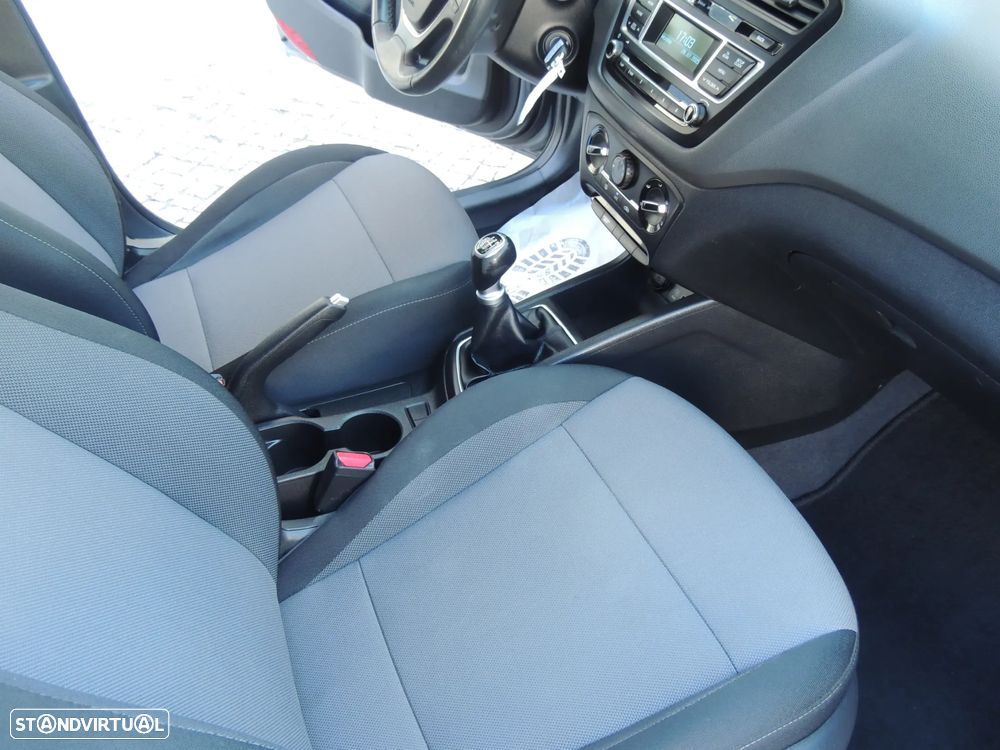 Hyundai i20 1.2 Classic - 12