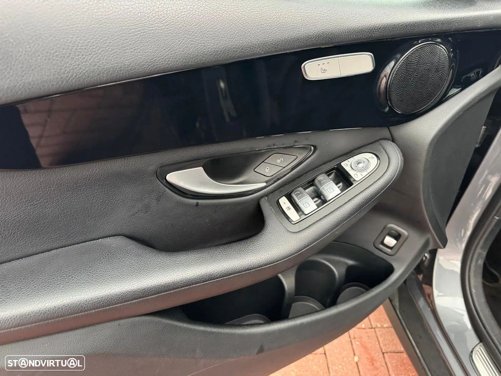 Mercedes-Benz GLC 300 de 4Matic Business Solutions Frota - 26