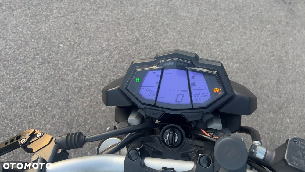 Yamaha MT - 7