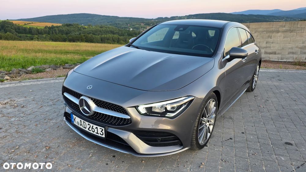 Mercedes-Benz CLA 180 7G-DCT AMG Line - 1