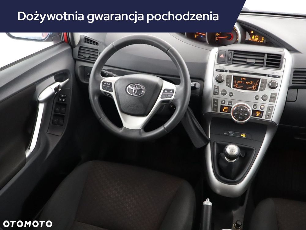 Toyota Verso - 9