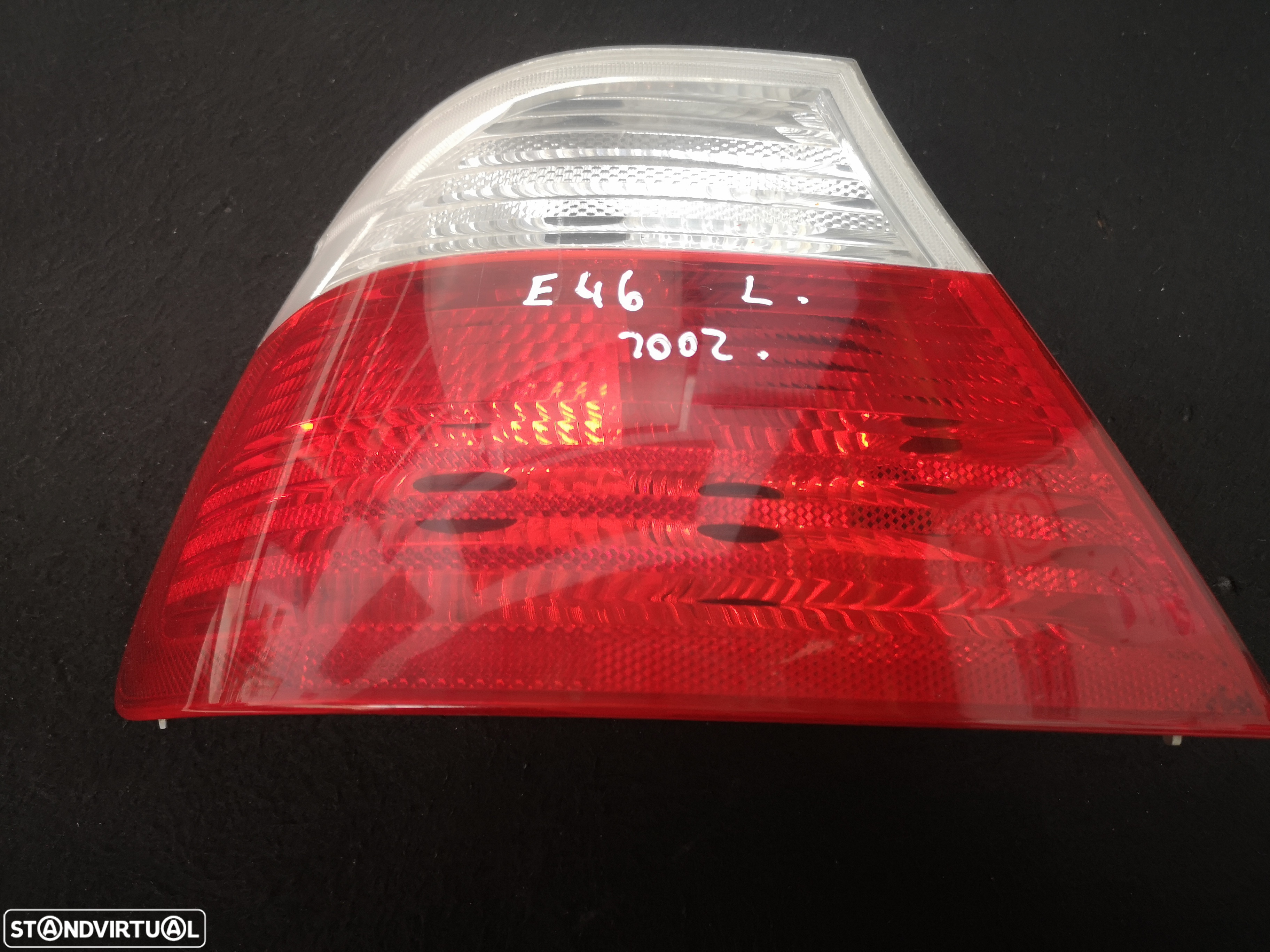 Farolim traseira esquerda  BMW3 E46 coupe cabrio 2002 - 2