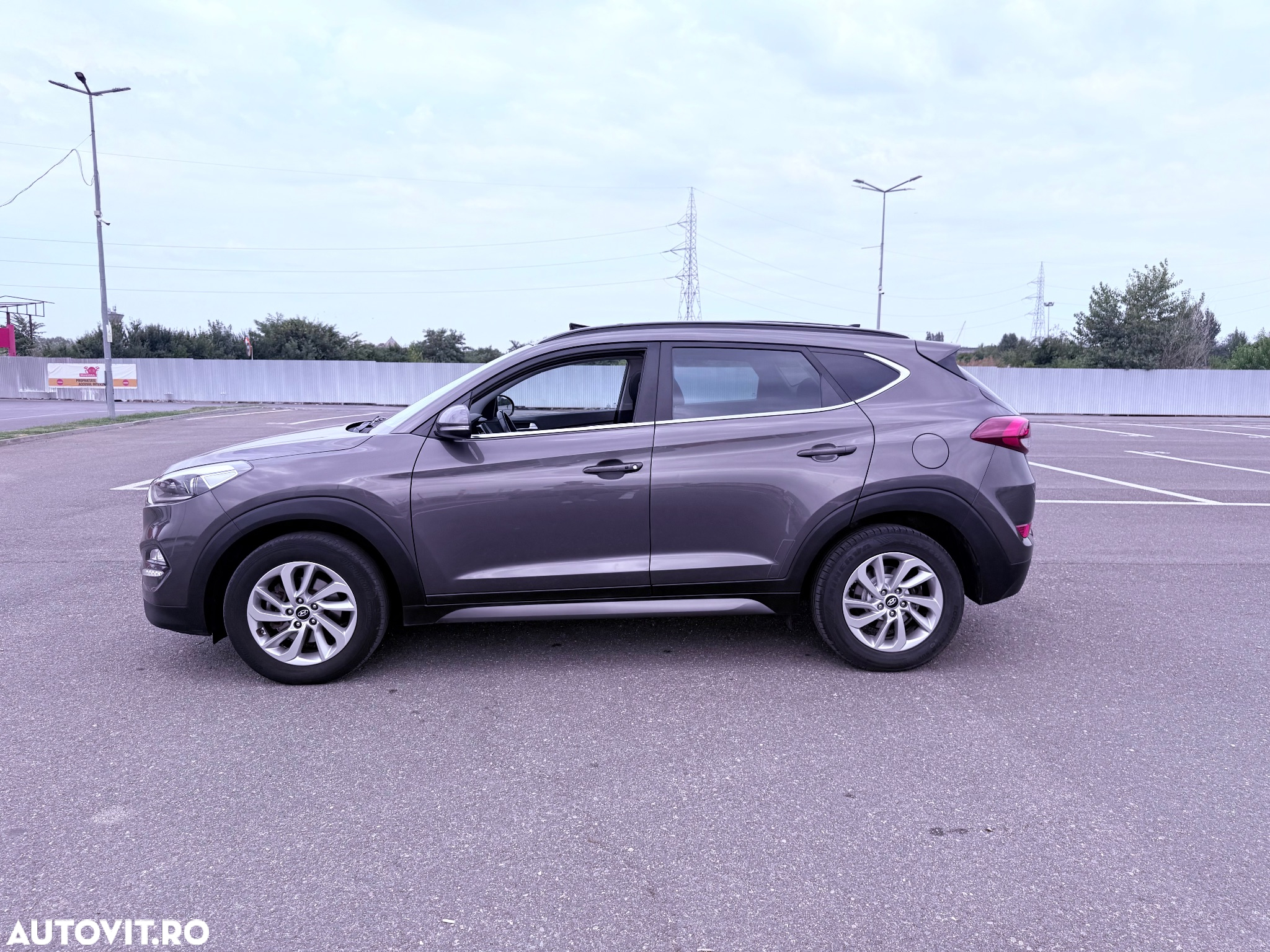 Hyundai Tucson blue 1.7 CRDi 2WD Passion Plus - 13