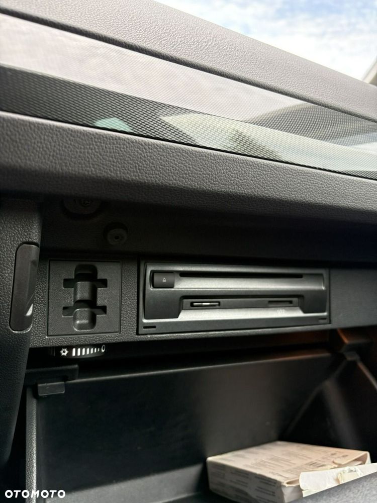 Volkswagen Tiguan - 37