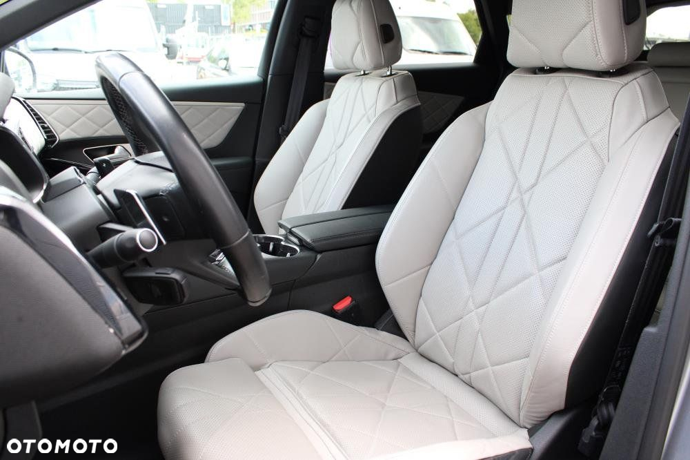 DS Automobiles DS 7 Crossback - 11
